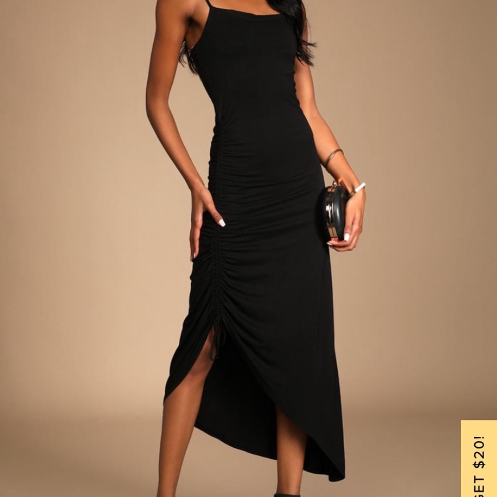 NWOT Lulu’s Got the Curves Black Ruched Drawstring Asymmetrical Midi Dress (M)
